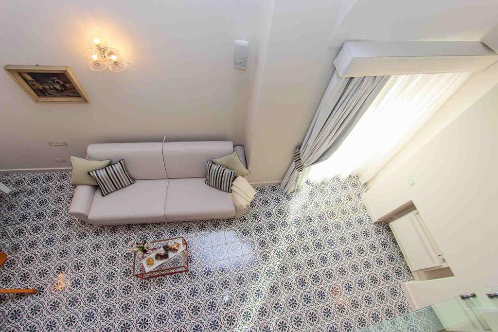 Diecisedici Amalfi Room photo